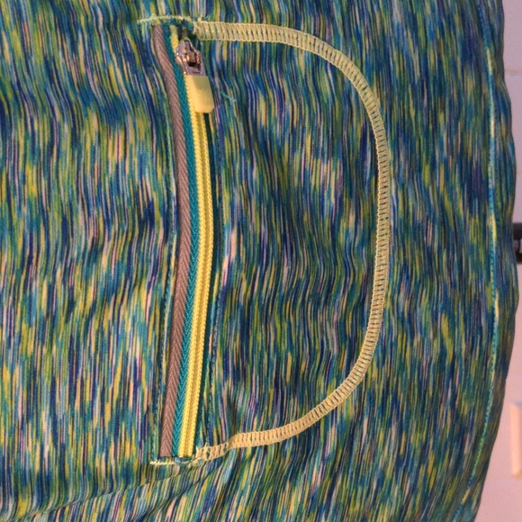 Athleta Workout Top - Women's Medium - Picture 6 of 7